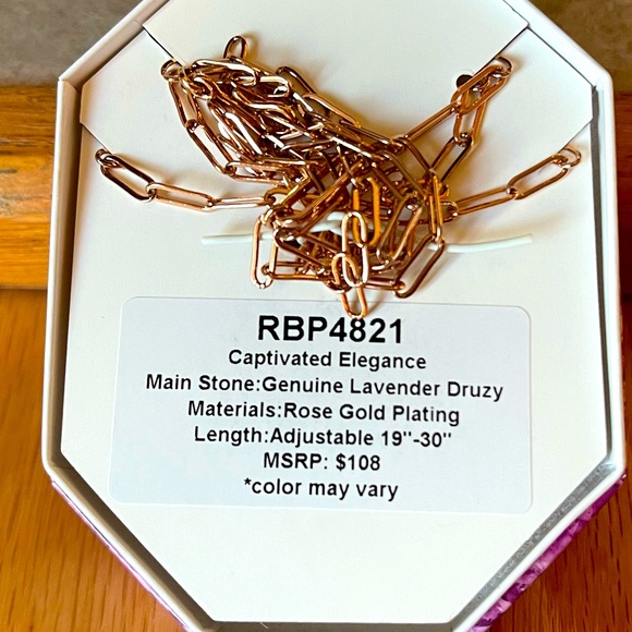 Bomb Party Dripping in Druzy Necklace - Captivated Elegance - Picture 2 of 2